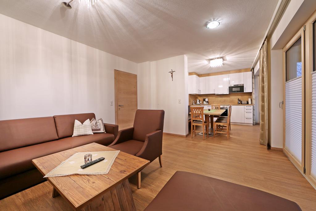 ריד אים זילרטל Landhaus & Apartment Taxach מראה חיצוני תמונה