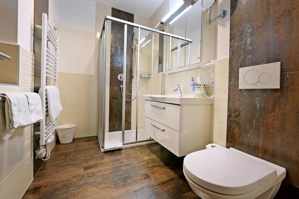 ריד אים זילרטל Landhaus & Apartment Taxach מראה חיצוני תמונה